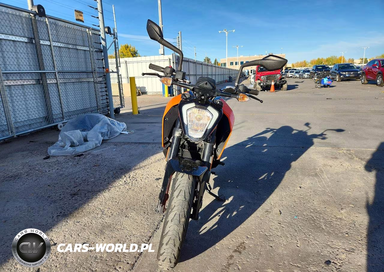 2022 Ktm 200 Duke VIN:MD2JPC405NC036990 - 2