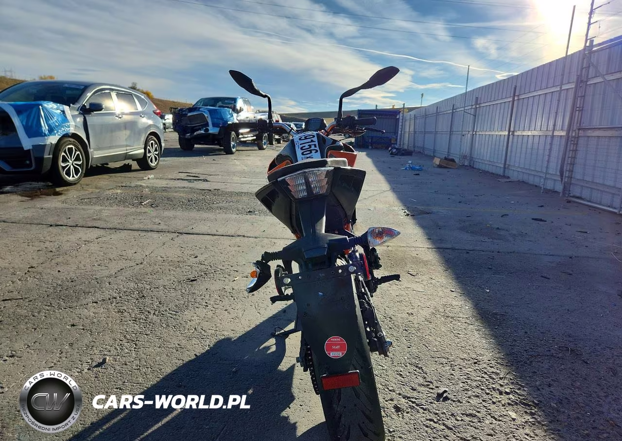 2022 Ktm 200 Duke VIN:MD2JPC405NC036990 - 4