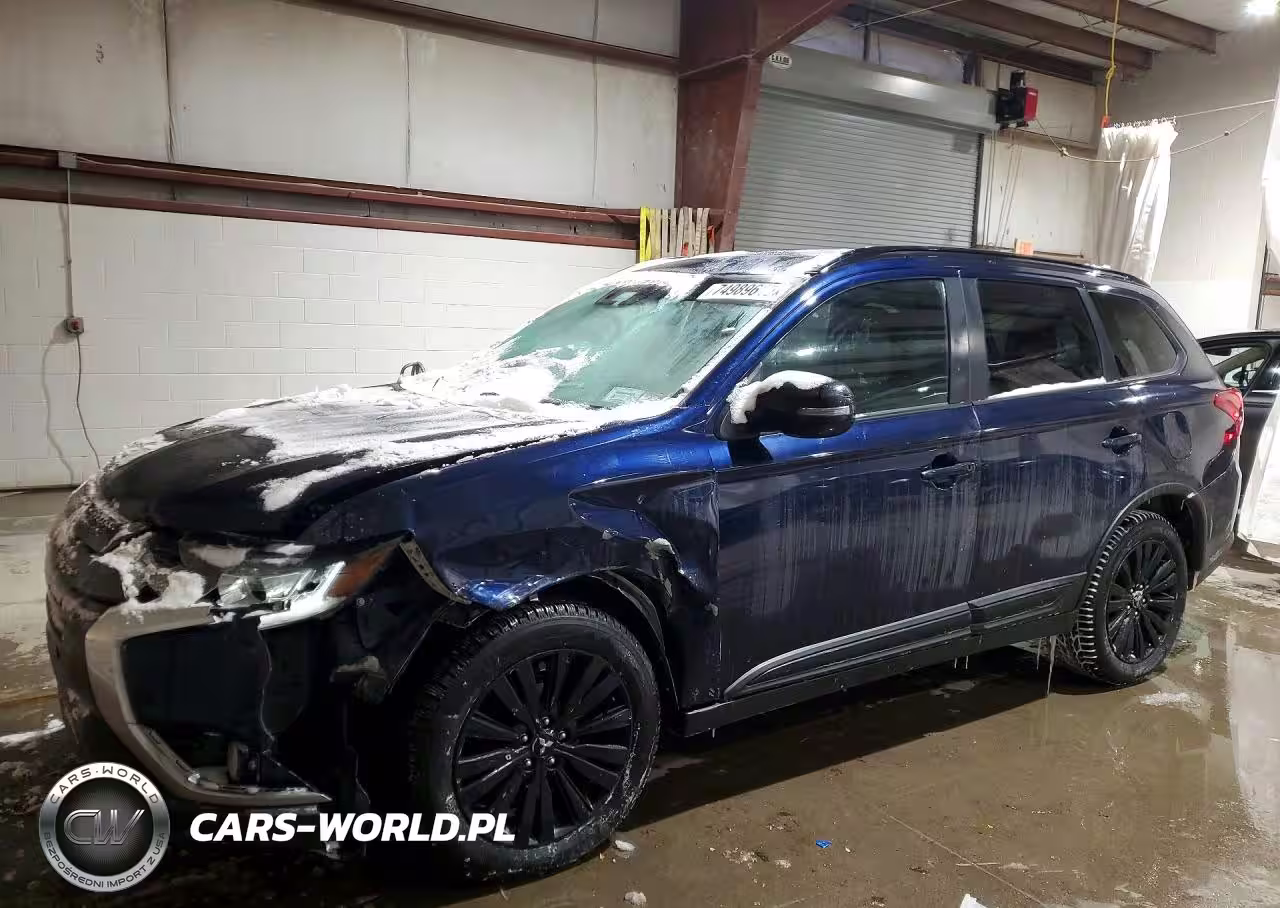 2020 Mitsubishi Outlander Se