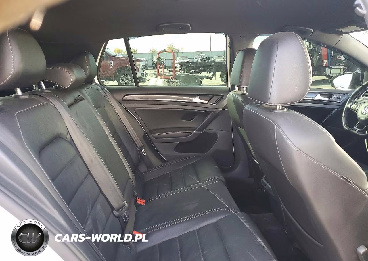 2017 Volkswagen Golf R 4-Door W-Dcc Navigation VIN:WVWWF7AU6HW171847 - 10