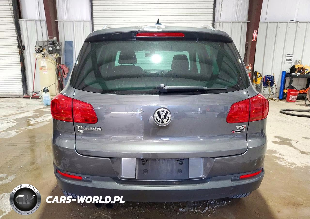 2016 Volkswagen Tiguan S VIN:WVGBV7AX5GW528960 - 6
