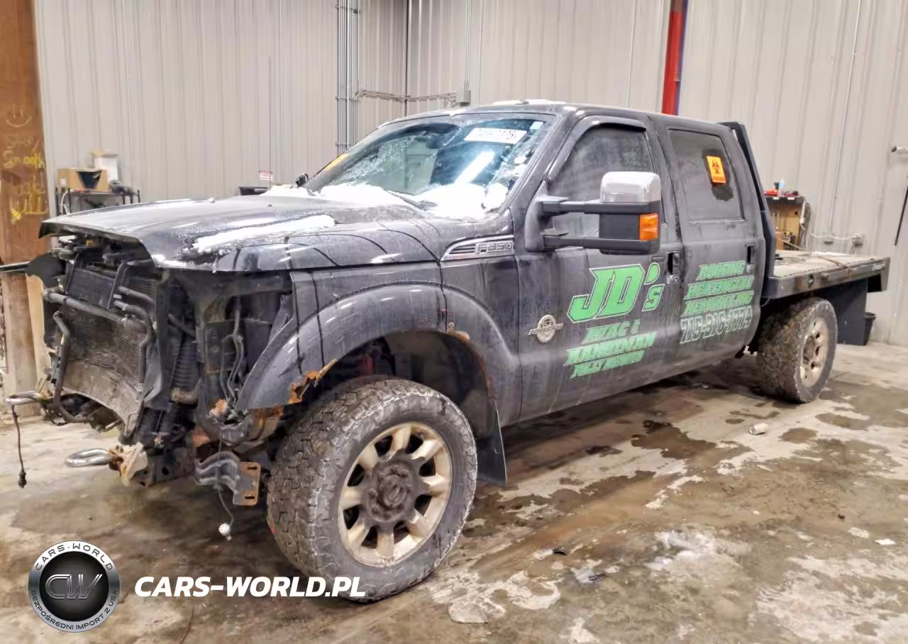 2011 Ford F350 Super Duty Flatbed Truck