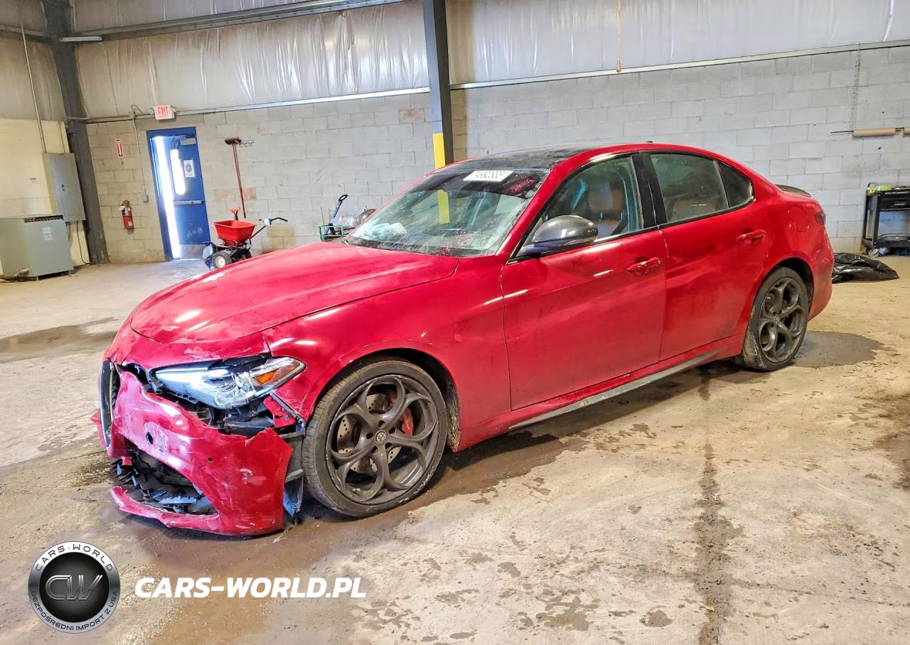 2018 Alfa Romeo Giulia Ti Q4