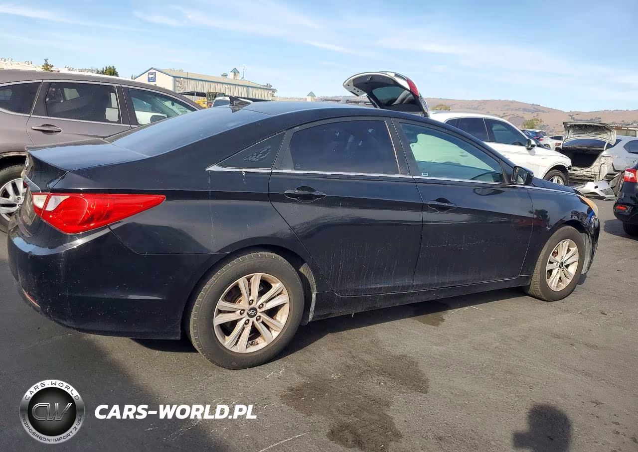 2013 Hyundai Sonata Gls VIN:5NPEB4AC8DH708277 - 3