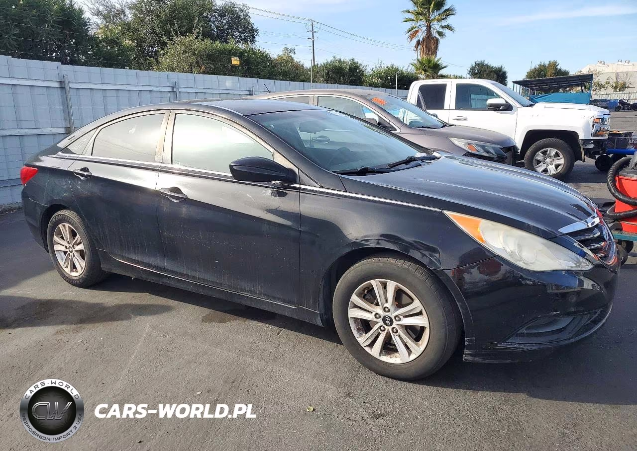 2013 Hyundai Sonata Gls VIN:5NPEB4AC8DH708277 - 4
