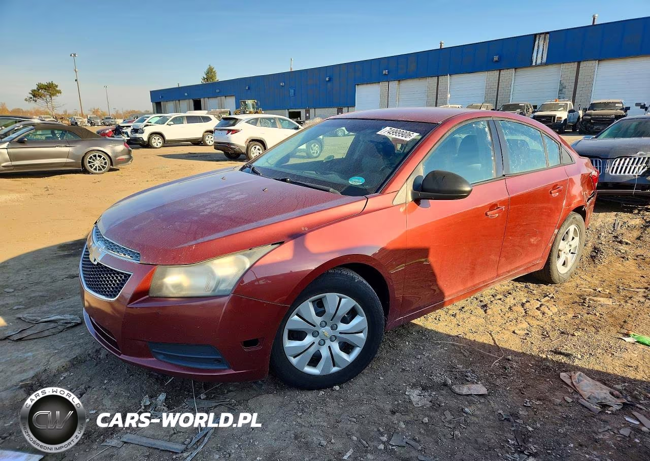 2013 Chevrolet Cruze Ls VIN:1G1PA5SH8D7151122 - 1