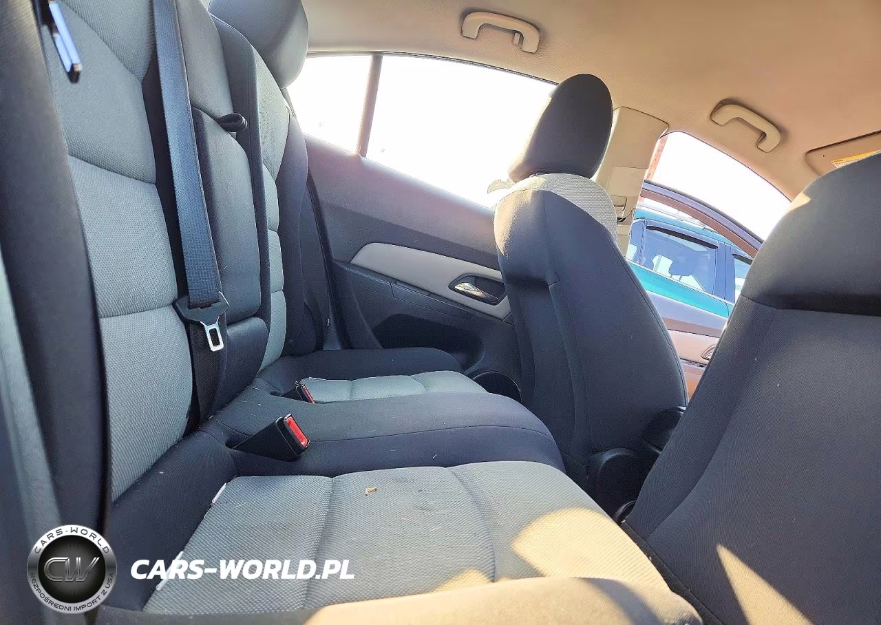 2013 Chevrolet Cruze Ls VIN:1G1PA5SH8D7151122 - 10
