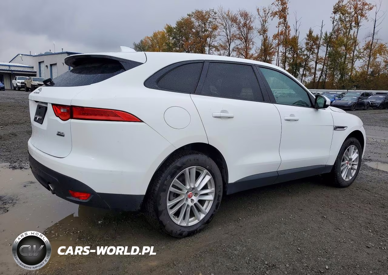2017 Jaguar F-Pace Premium VIN:SADCJ2BV1HA893126 - 3