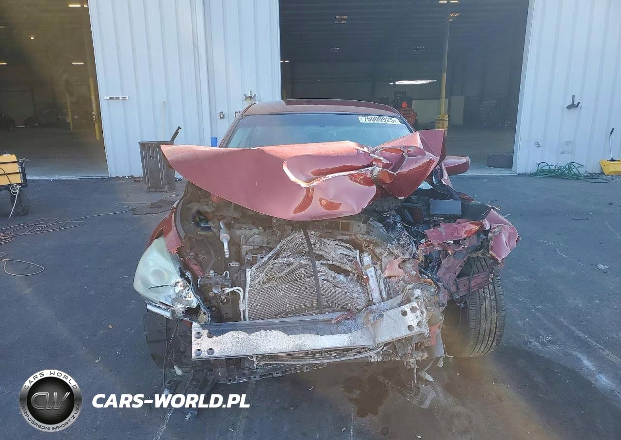 2014 Nissan Altima 2.5 VIN:1N4AL3AP2EC174401 - 5