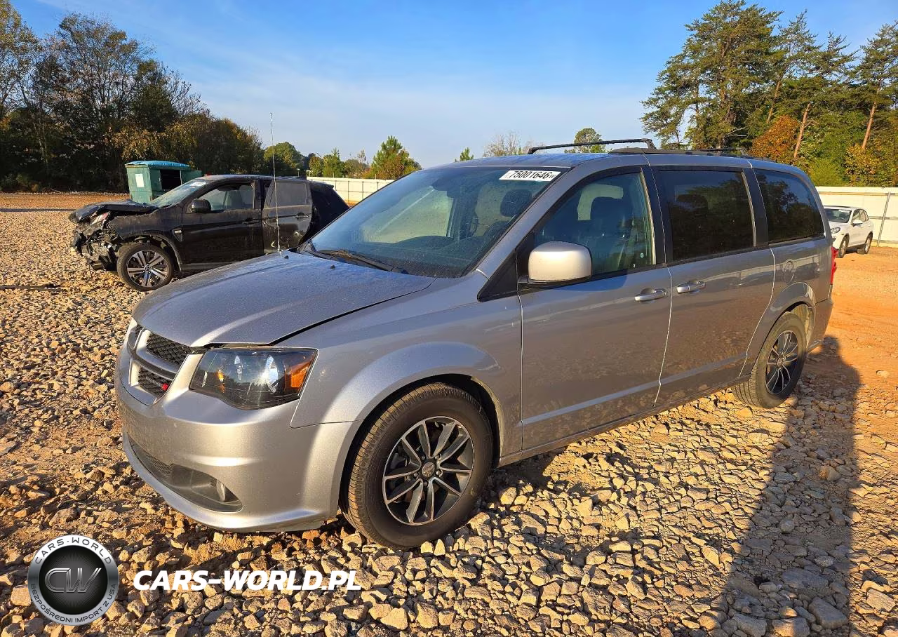 2018 Dodge Grand Caravan Gt VIN:2C4RDGEGXJR284979 - 1