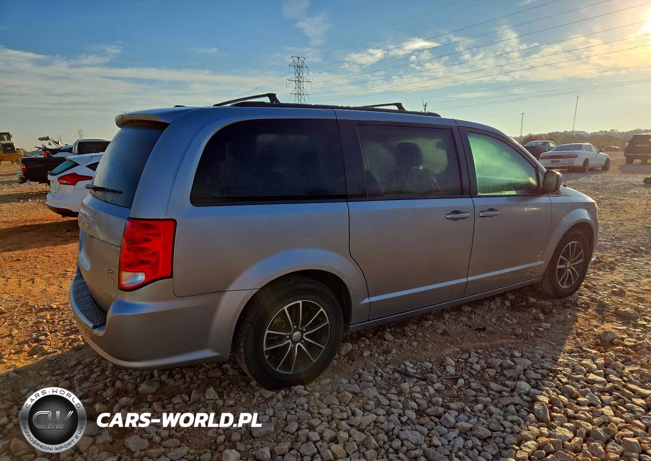 2018 Dodge Grand Caravan Gt VIN:2C4RDGEGXJR284979 - 3