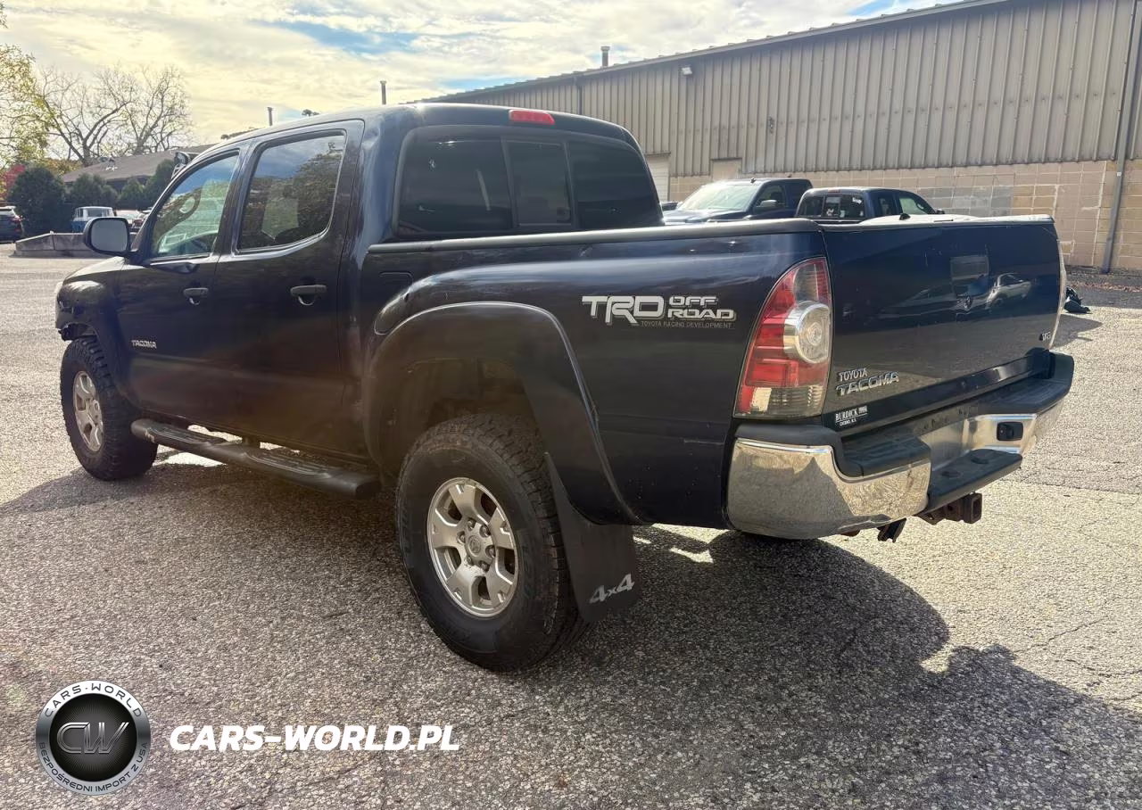 2013 Toyota Tacoma V6 VIN:3TMLU4EN1DM127680 - 3