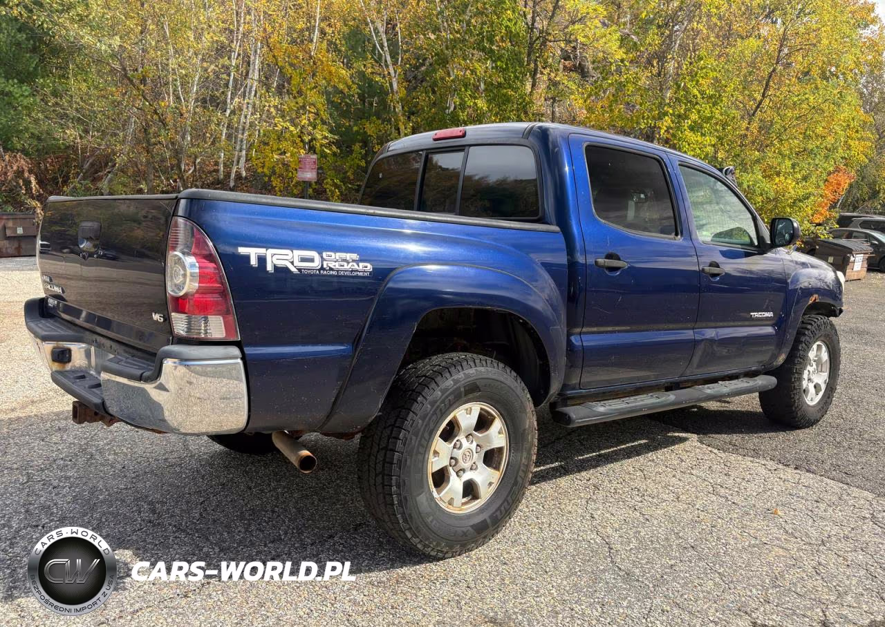 2013 Toyota Tacoma V6 VIN:3TMLU4EN1DM127680 - 4