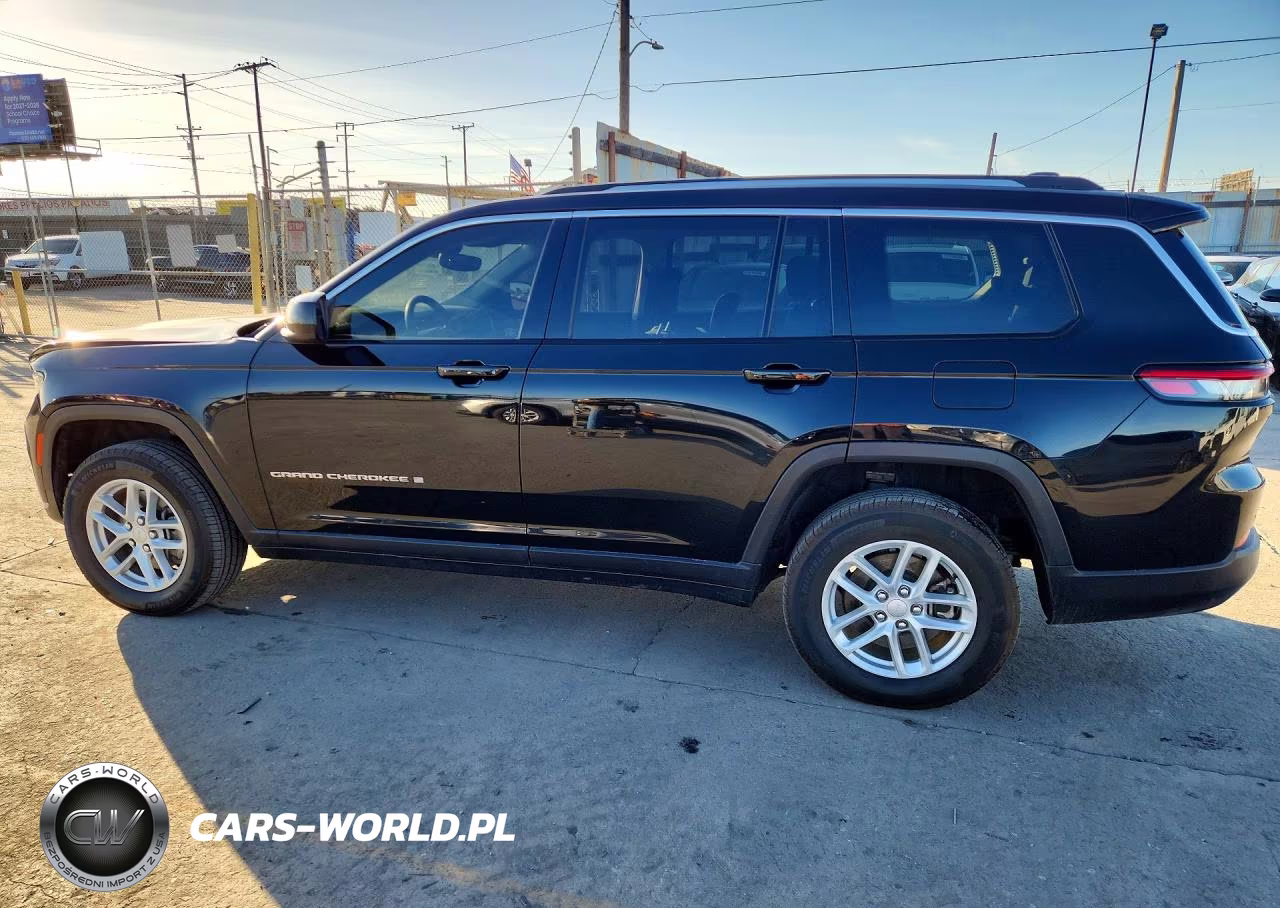 2023 Jeep Grand Cherokee L Laredo 4X4 VIN:1C4RJKAG8P8870196 - 2
