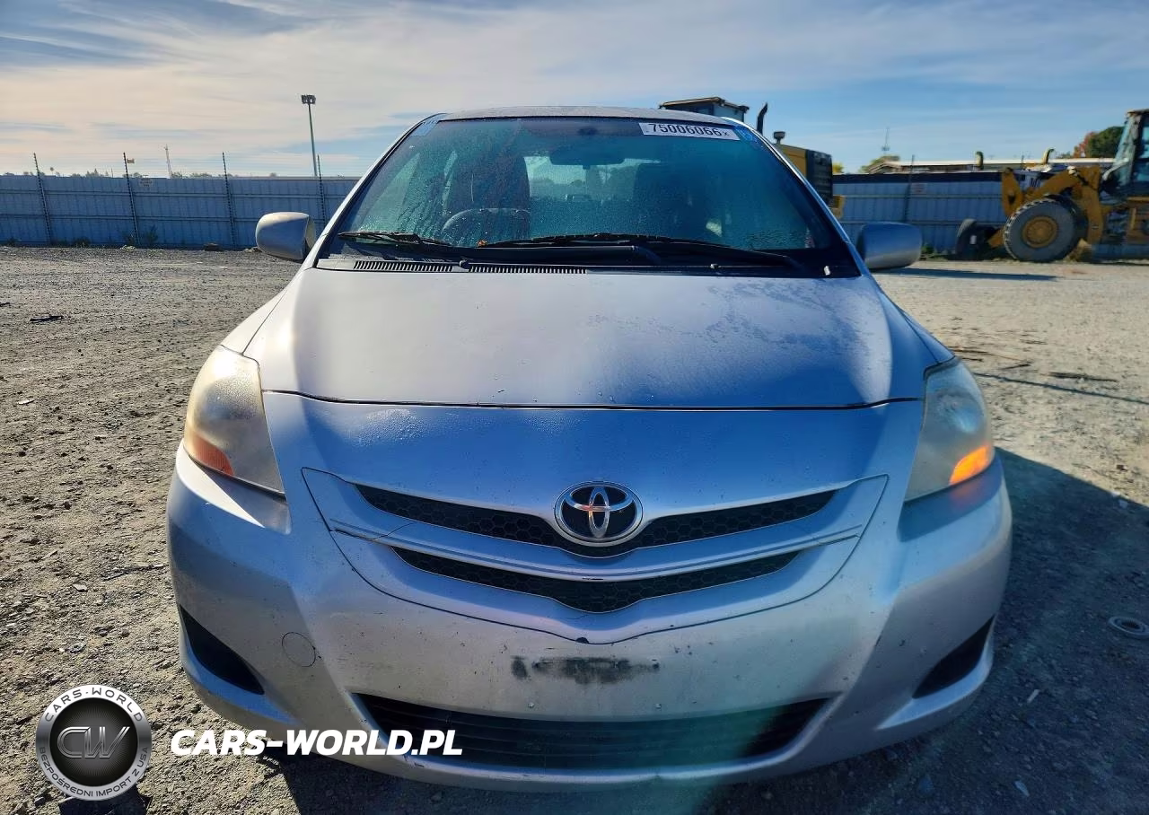 2007 Toyota Yaris Base VIN:JTDBT923871178304 - 5