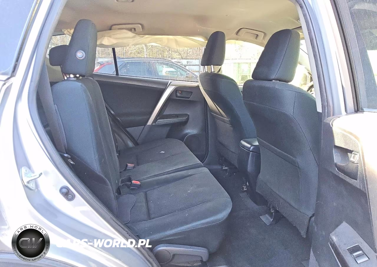 2018 Toyota Rav4 Le VIN:JTMBFREVXJD250713 - 10