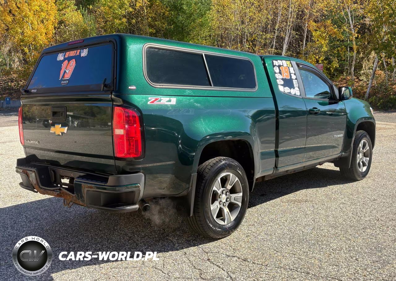 2015 Chevrolet Colorado Z71 VIN:1GCHTCE34F1143146 - 3