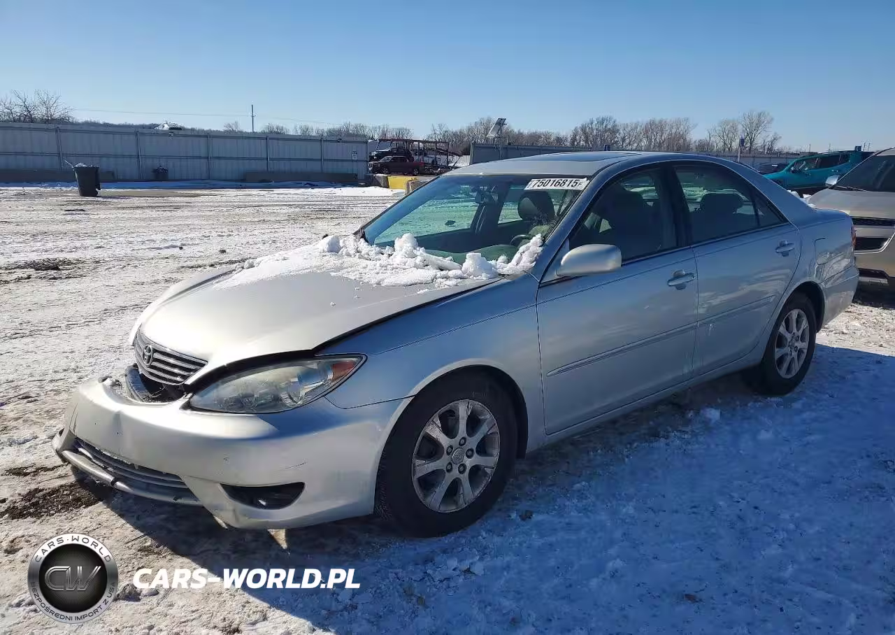 2005 Toyota Camry Le