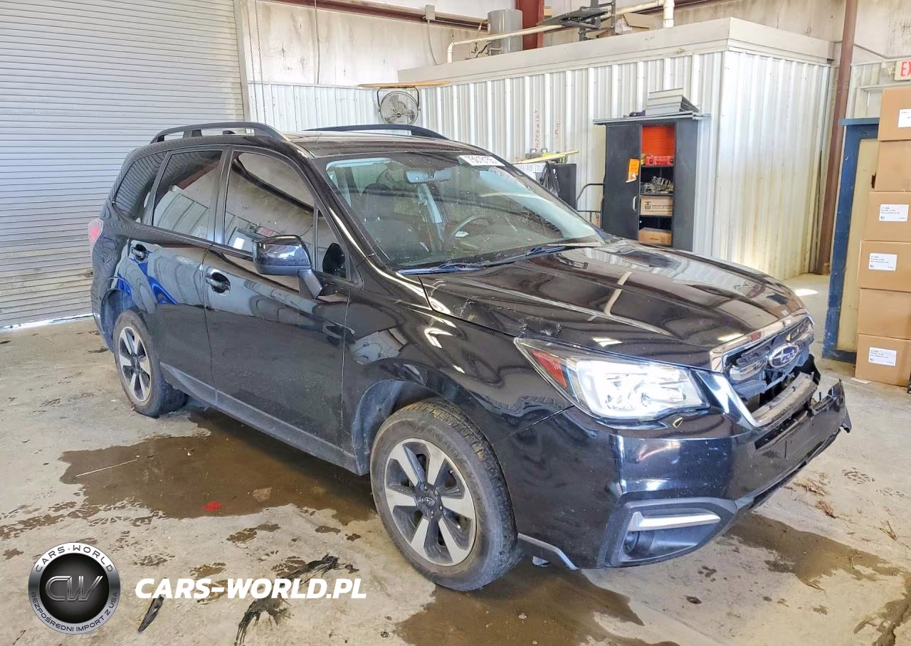 2018 Subaru Forester 2.5I Premium VIN:JF2SJAEC2JH416702 - 4