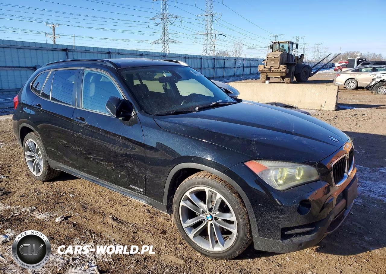 2013 BMW X1 xDrive28I VIN:WBAVL1C57DVR84246 - 4