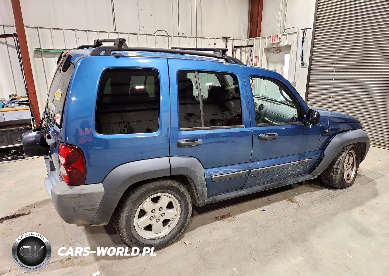 2006 Jeep Liberty Sport VIN:1J4GL48K86W193601 - 3