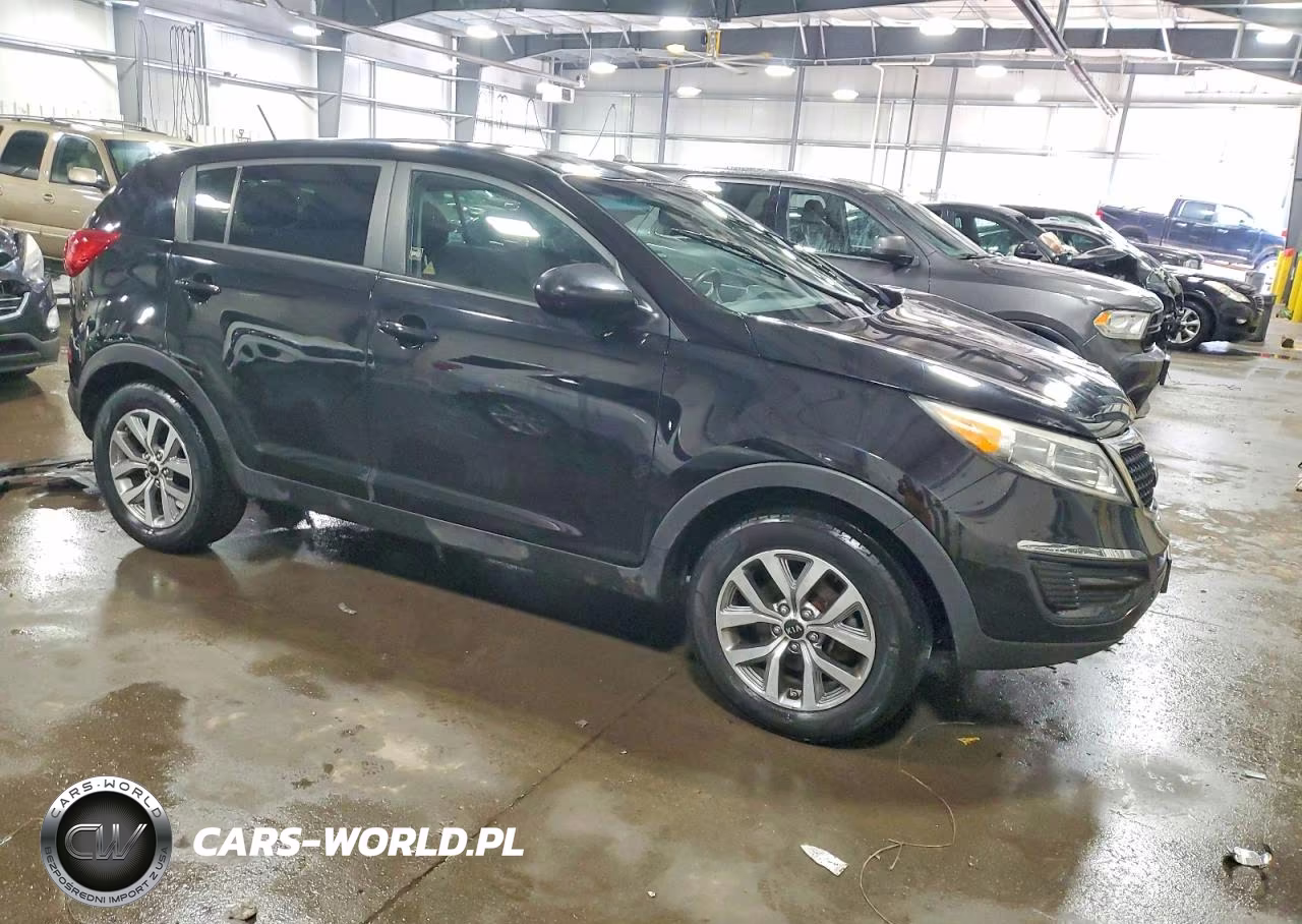 2016 Kia Sportage Lx VIN:KNDPB3AC8G7795268 - 4