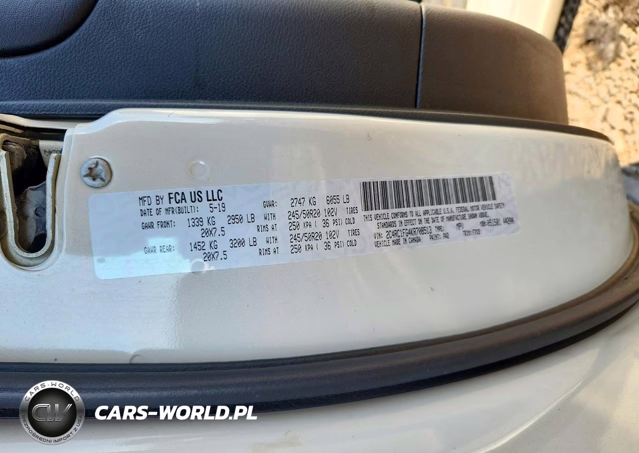 2019 Chrysler Pacifica Touring Plus VIN:2C4RC1FG4KR708513 - 13