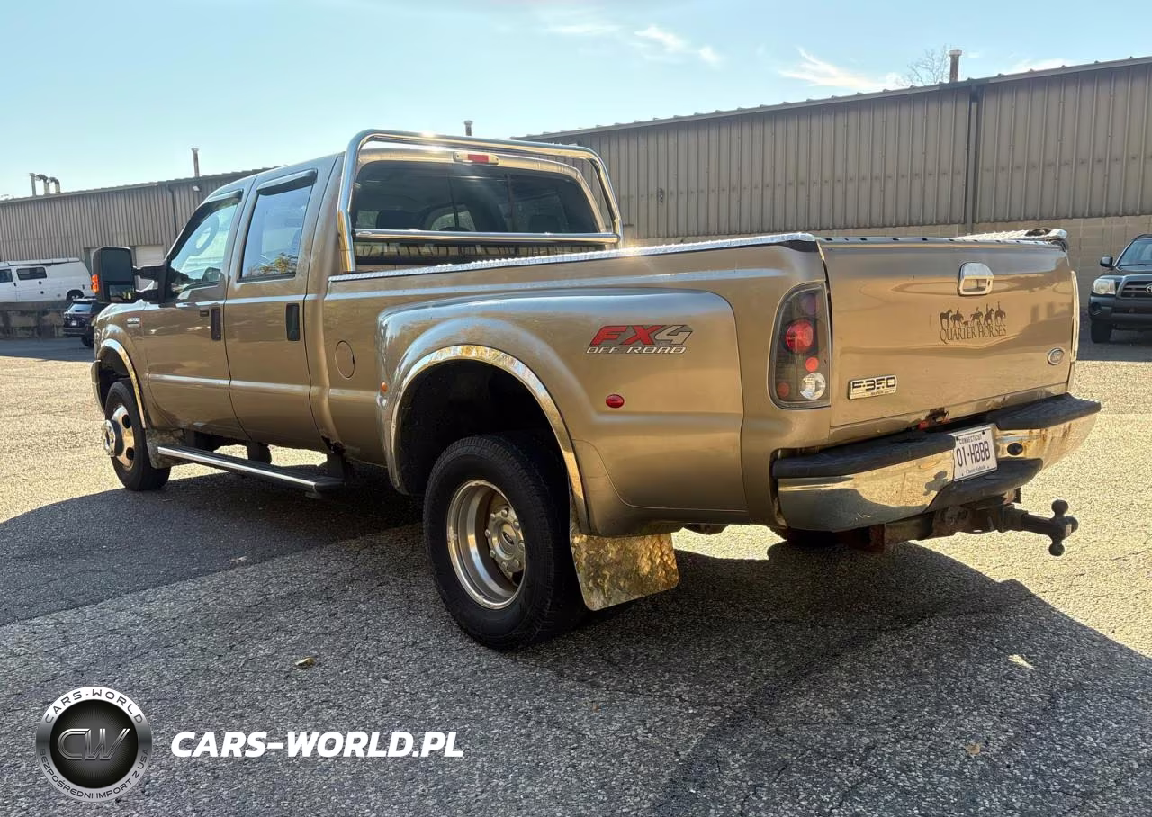 2005 Ford F350 Super Duty VIN:1FTWW33Y15EB85097 - 3