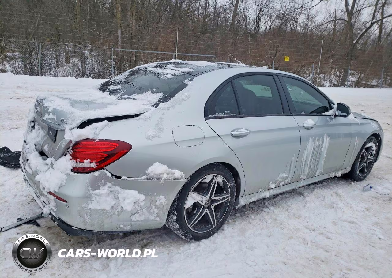 2019 Mercedes-Benz E 300 4Matic VIN:WDDZF4KBXKA672906 - 3