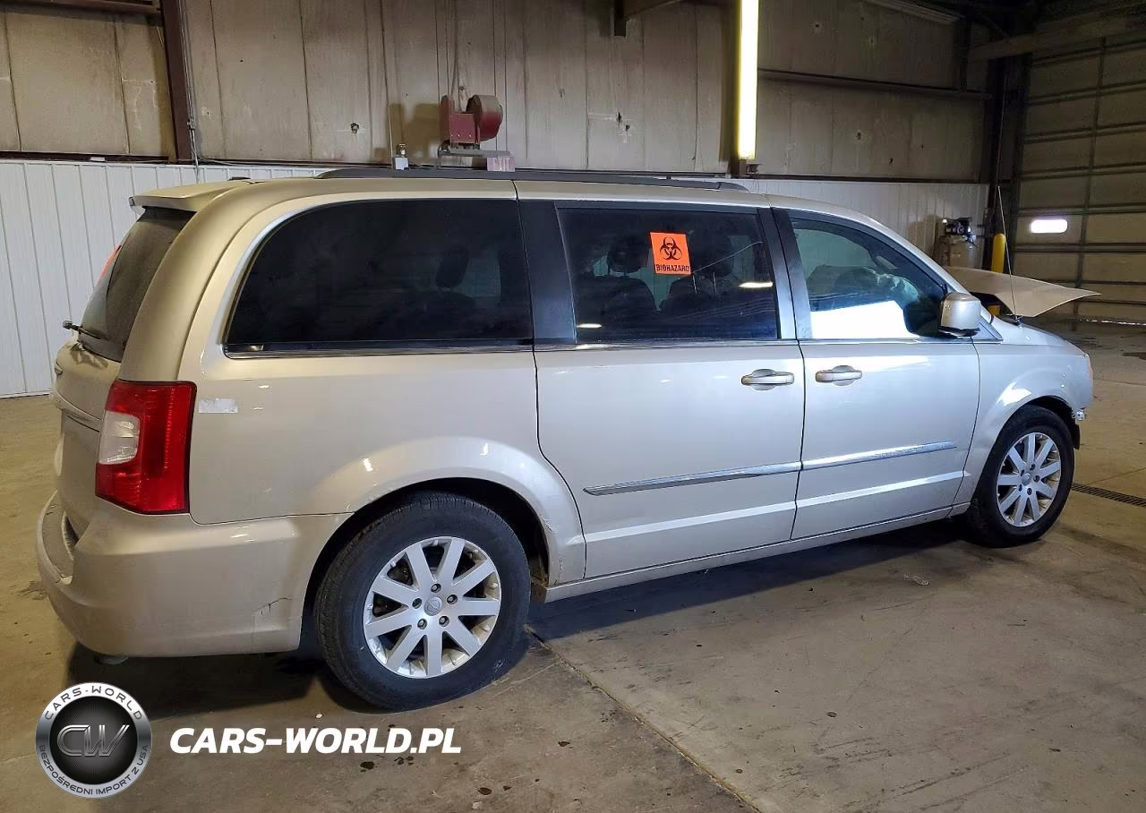 2015 Chrysler Town & Country Touring VIN:2C4RC1BG4FR510395 - 3