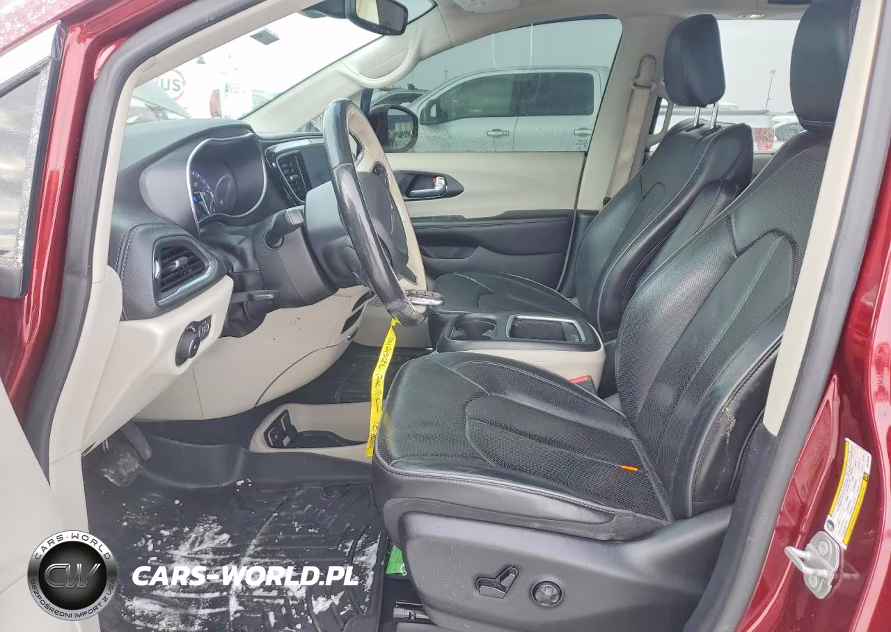 2020 Chrysler Pacifica Limited VIN:2C4RC1GG0LR240649 - 7