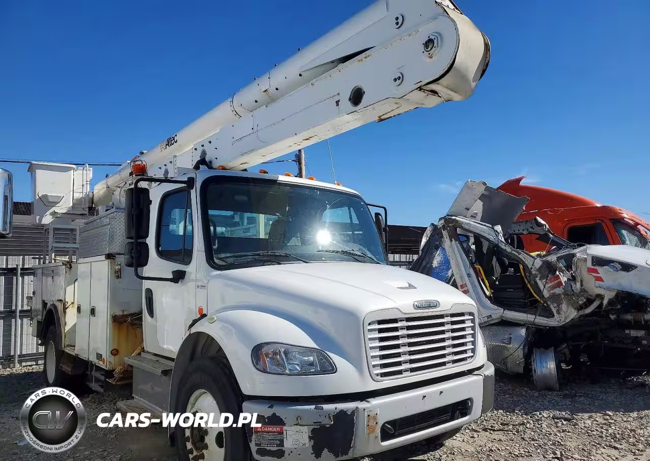 2015 Freightliner Business Class M2 Bucket Truck
