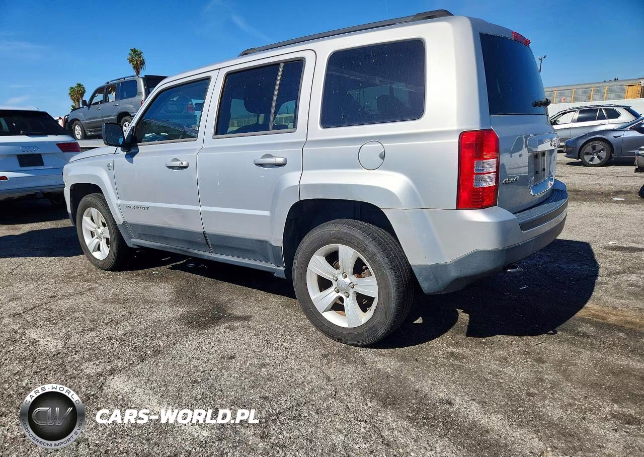 2012 Jeep Patriot Latitude VIN:1C4NJRFB4CD650530 - 2