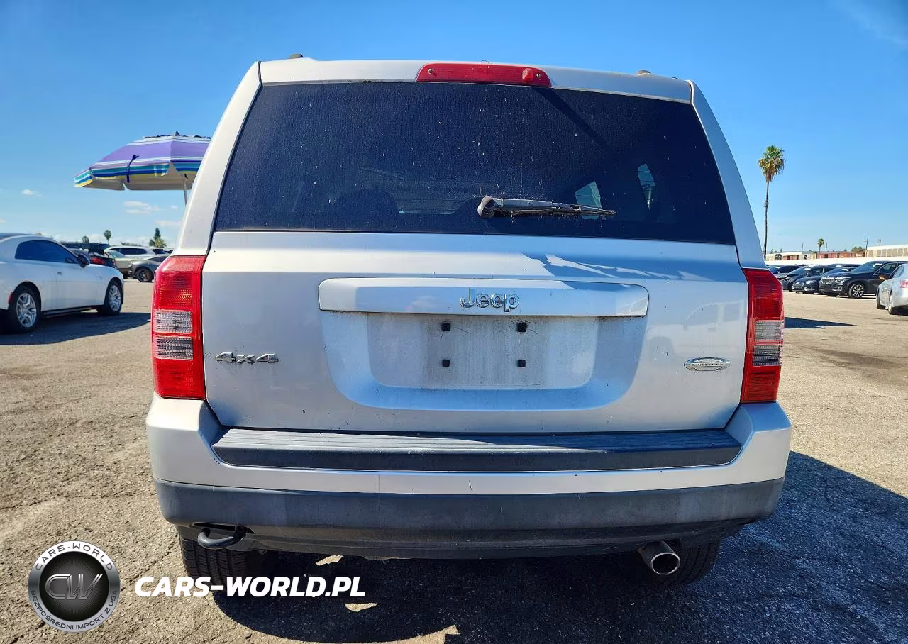 2012 Jeep Patriot Latitude VIN:1C4NJRFB4CD650530 - 6