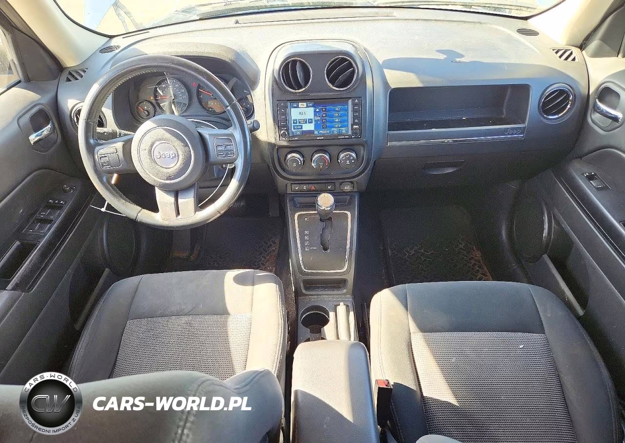 2012 Jeep Patriot Latitude VIN:1C4NJRFB4CD650530 - 8
