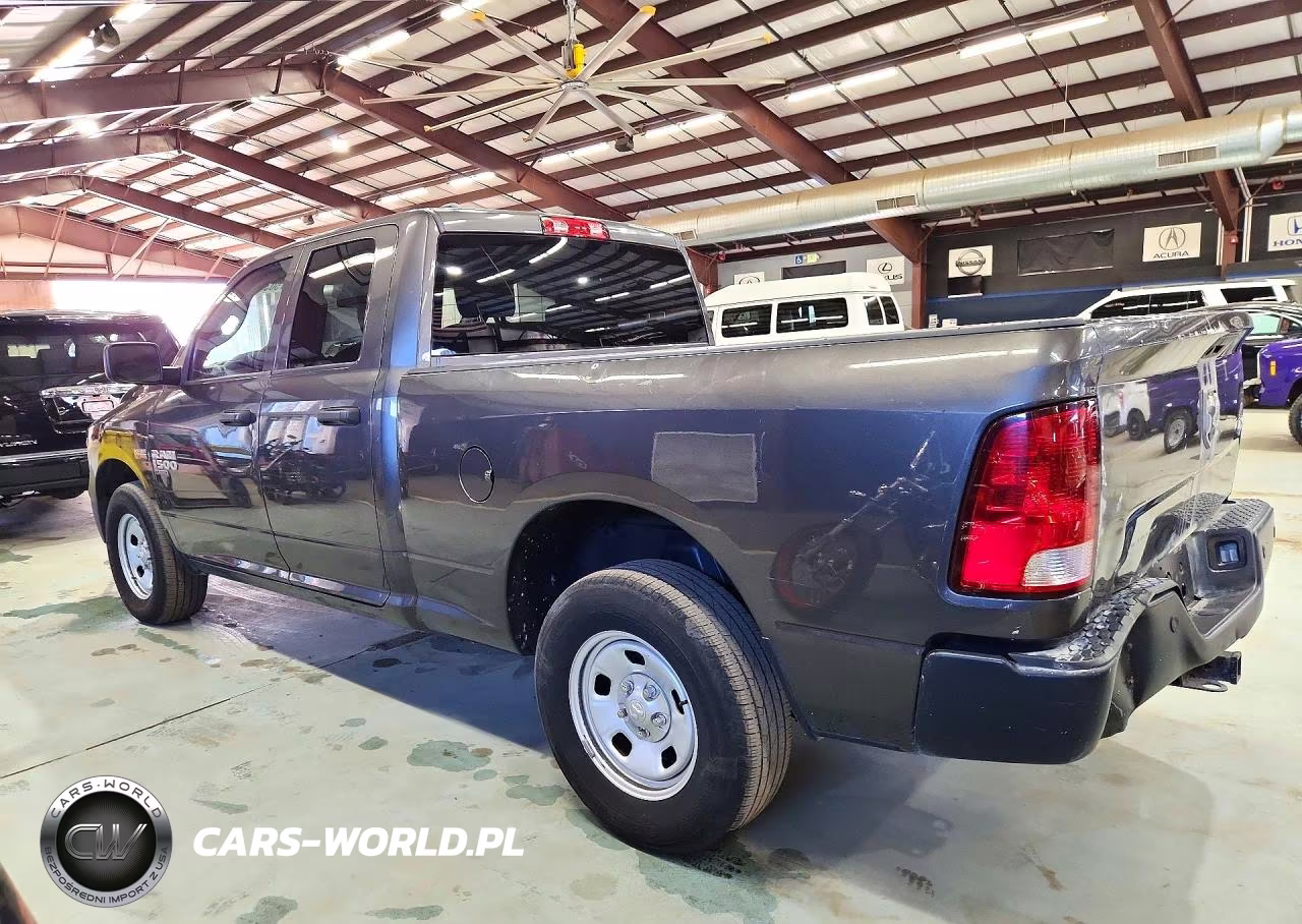 2019 Ram 1500 Classic Tradesman VIN:1C6RR7FT5KS602091 - 2