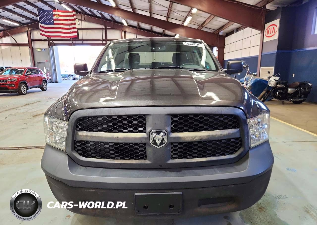 2019 Ram 1500 Classic Tradesman VIN:1C6RR7FT5KS602091 - 5
