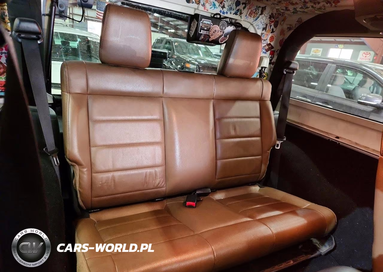 2012 Jeep Wrangler Sahara VIN:1C4GJWBG1CL105951 - 10