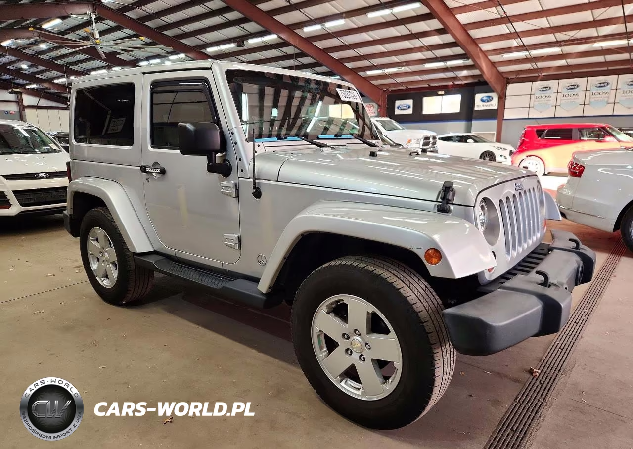 2012 Jeep Wrangler Sahara VIN:1C4GJWBG1CL105951 - 4