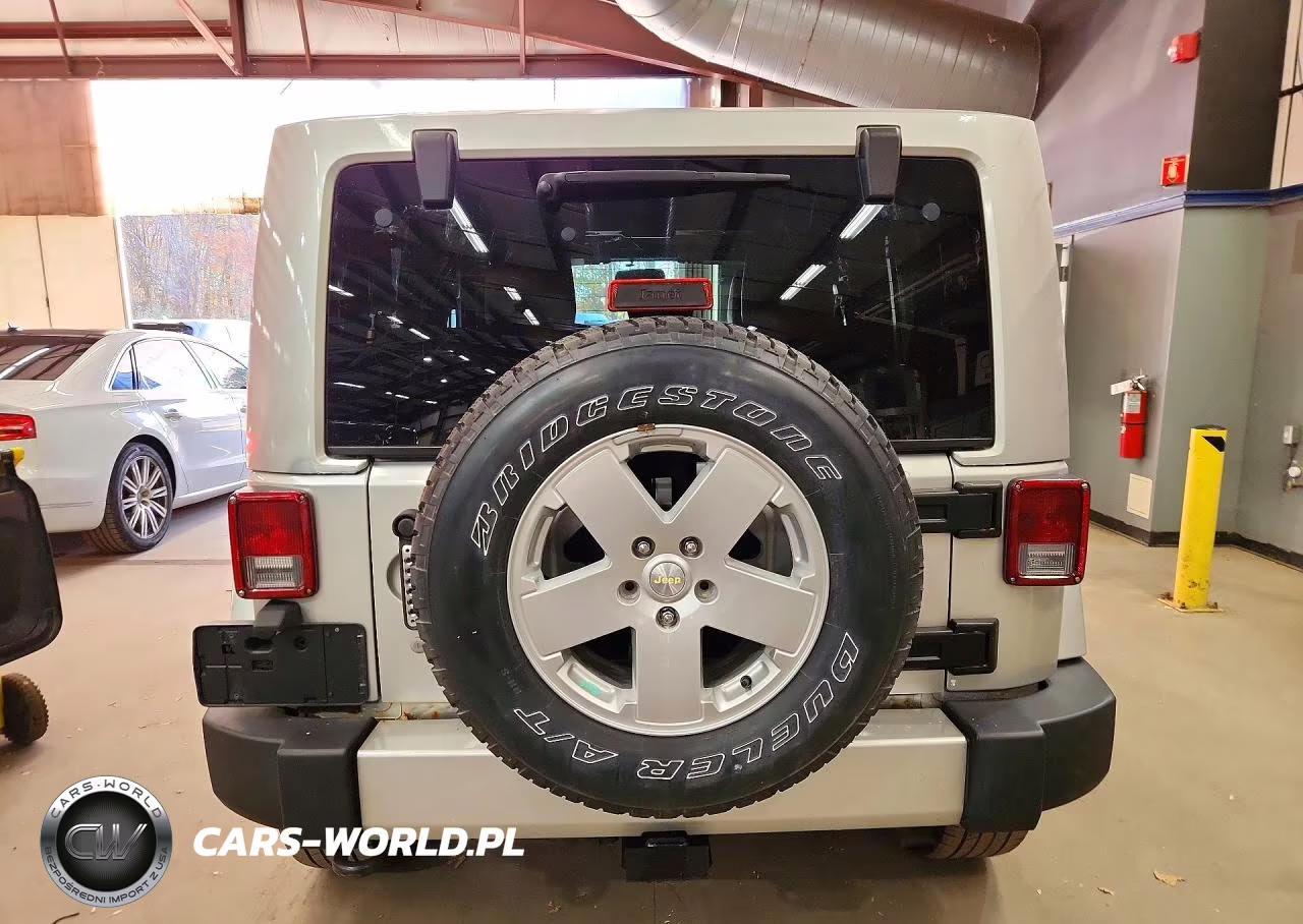 2012 Jeep Wrangler Sahara VIN:1C4GJWBG1CL105951 - 6