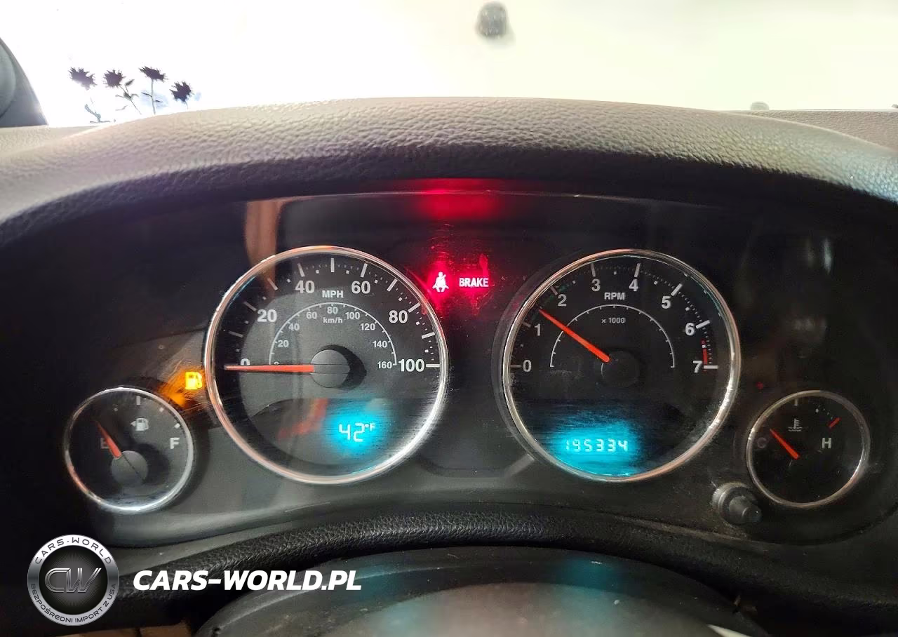 2012 Jeep Wrangler Sahara VIN:1C4GJWBG1CL105951 - 9