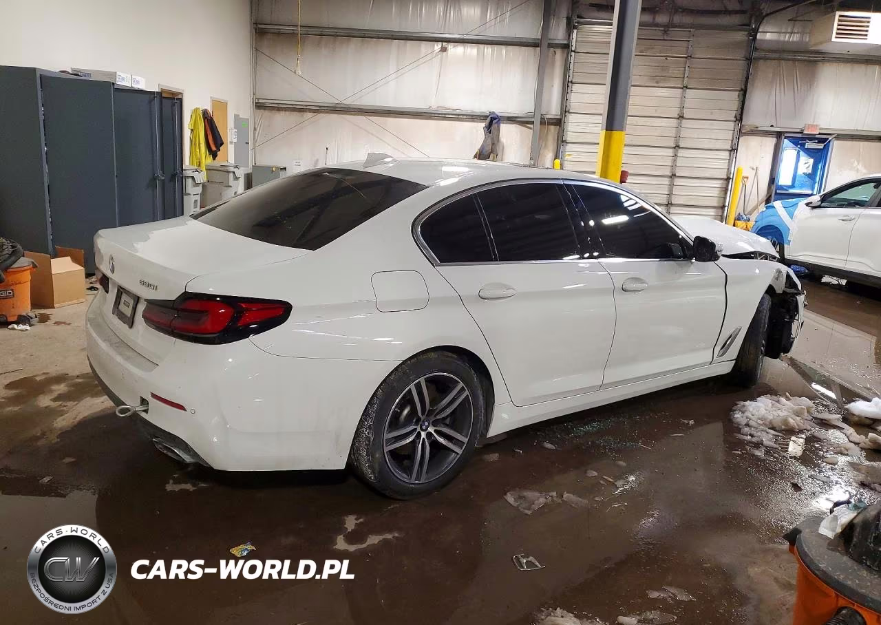 2022 BMW 530 Xi VIN:WBA13BJ09NCK93826 - 3