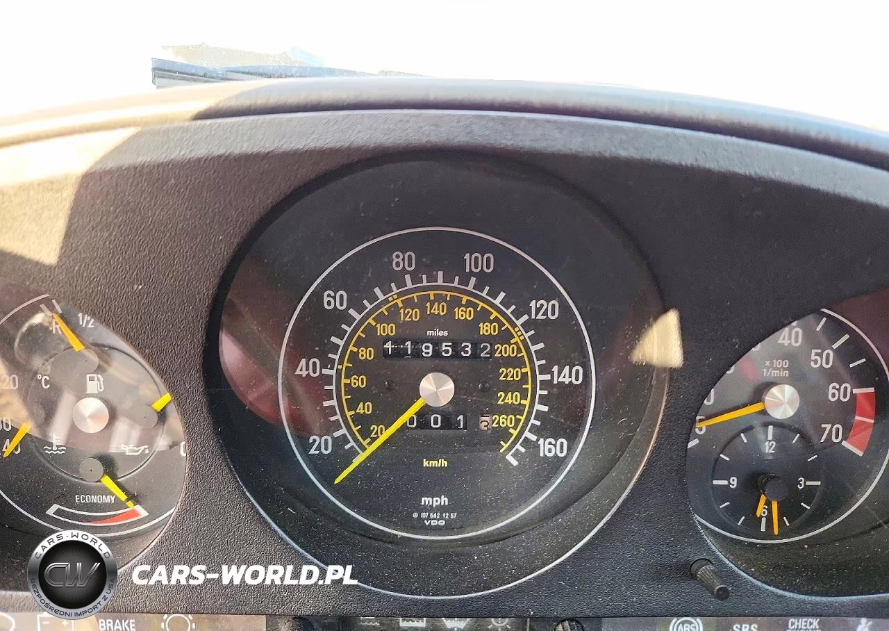1989 Mercedes-Benz 560 Sl VIN:WDBBA48D3KA093631 - 9