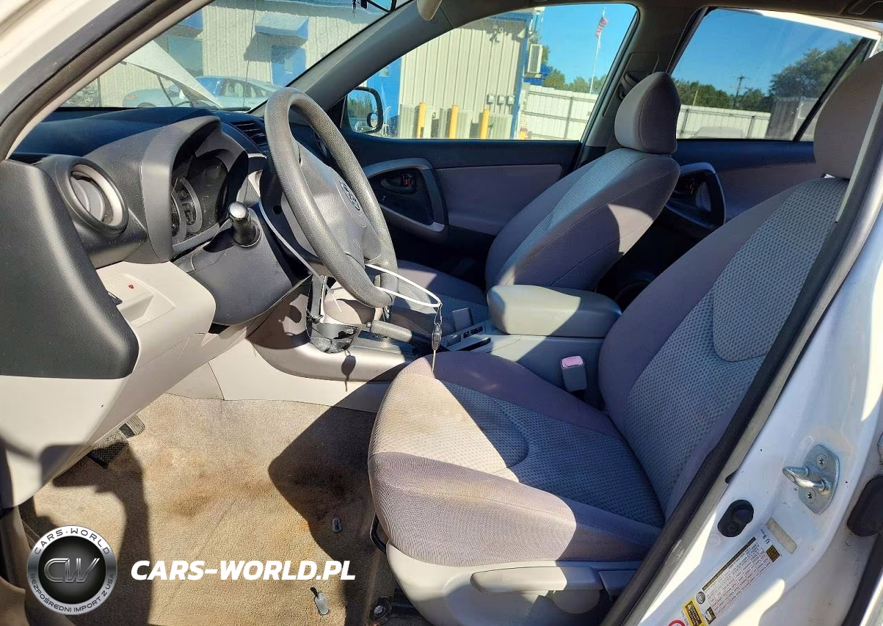 2008 Toyota Rav4 Base VIN:JTMZD33VX86064107 - 4