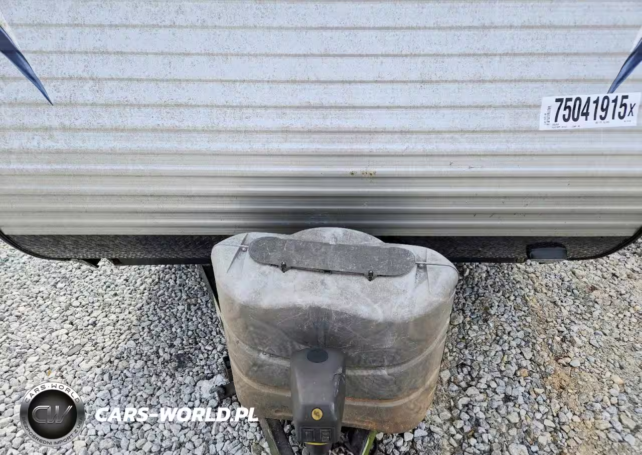 2016 Gulf Stream Camper VIN:1NL1GTR2XG1121185 - 7