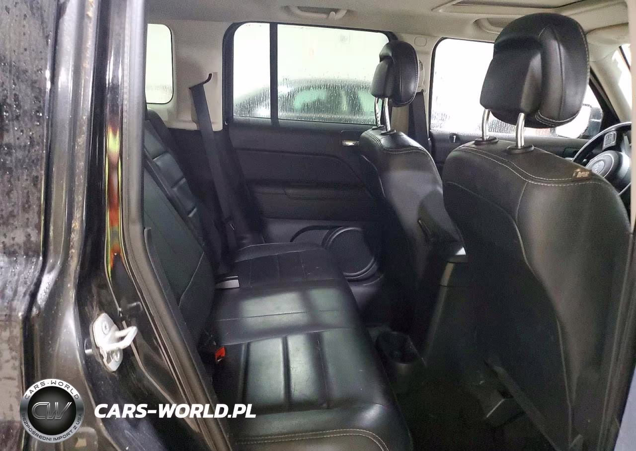 2015 Jeep Patriot Latitude VIN:1C4NJRFB6FD269914 - 11