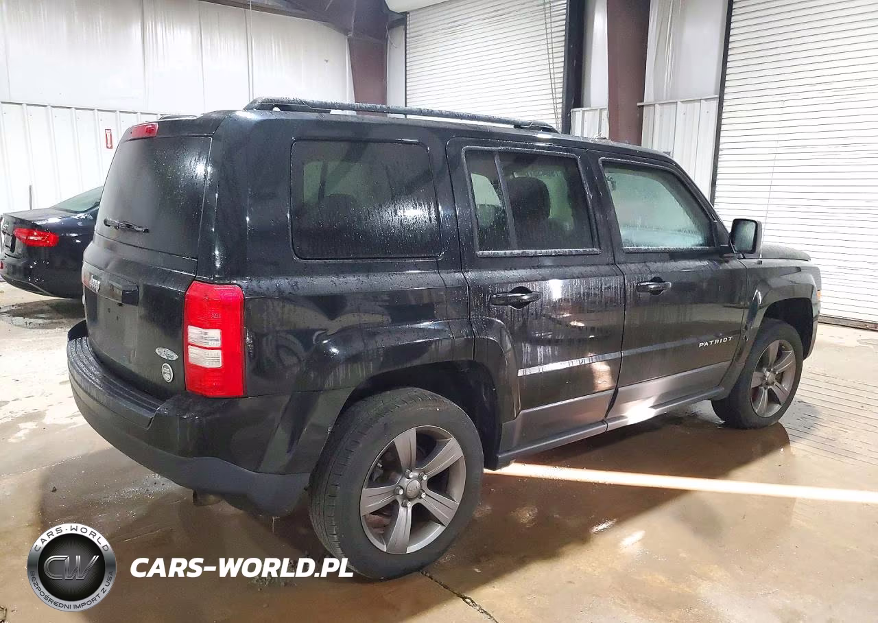 2015 Jeep Patriot Latitude VIN:1C4NJRFB6FD269914 - 3