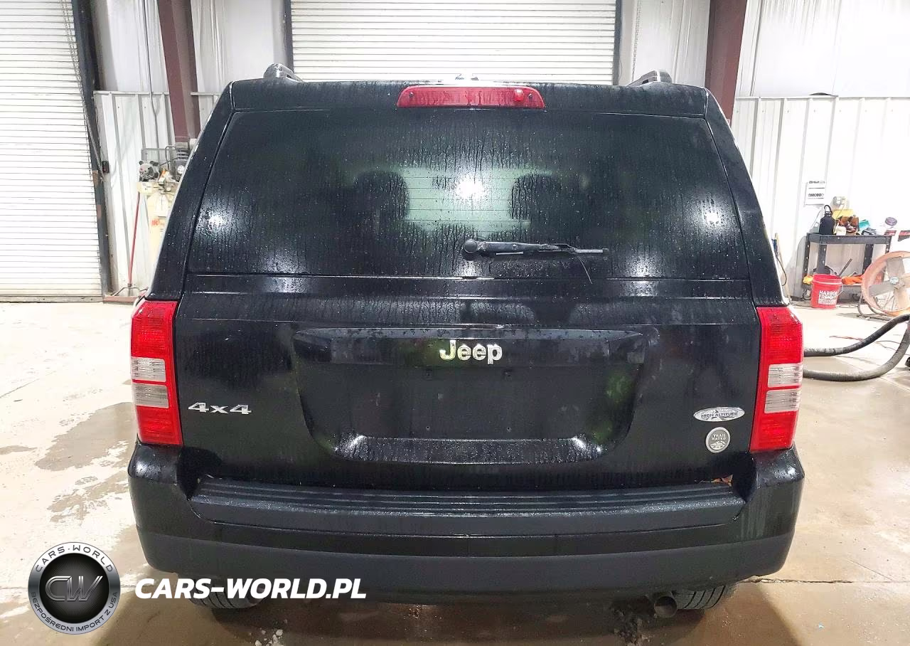 2015 Jeep Patriot Latitude VIN:1C4NJRFB6FD269914 - 6