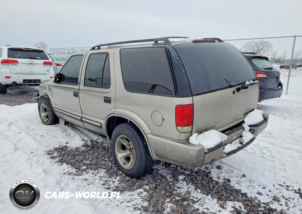 2001 Chev Blazer VIN:1GNDT13W01K232576 - 2