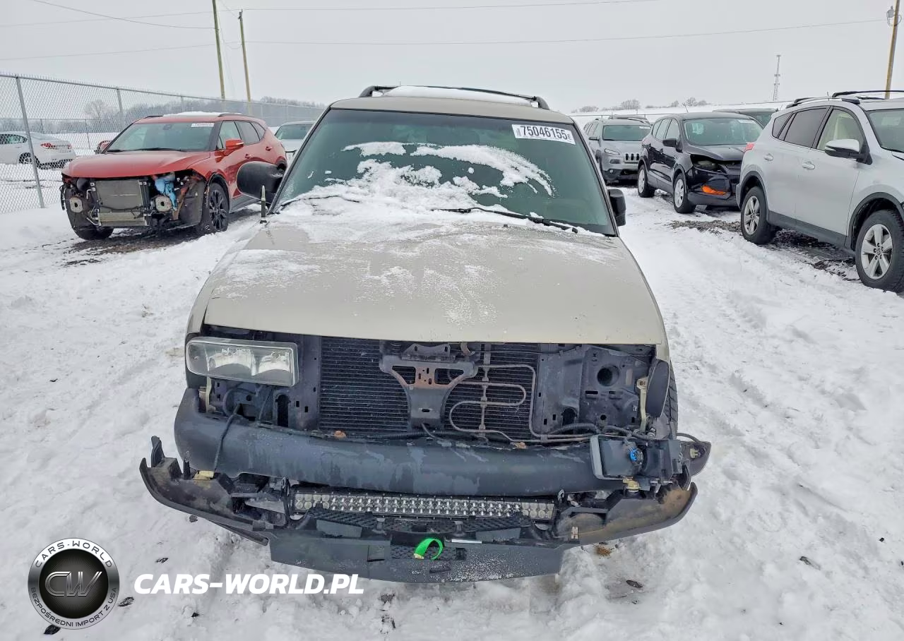 2001 Chev Blazer VIN:1GNDT13W01K232576 - 5